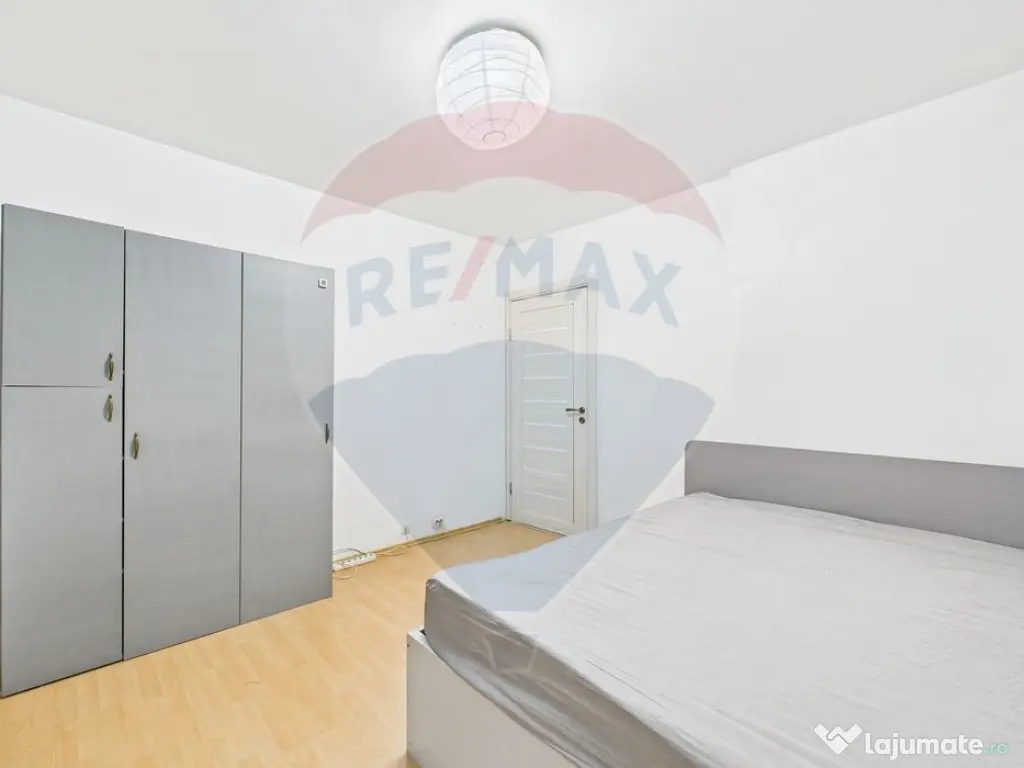 Apartament cu 3 camere si loc de parcare in zona Sebastia... 