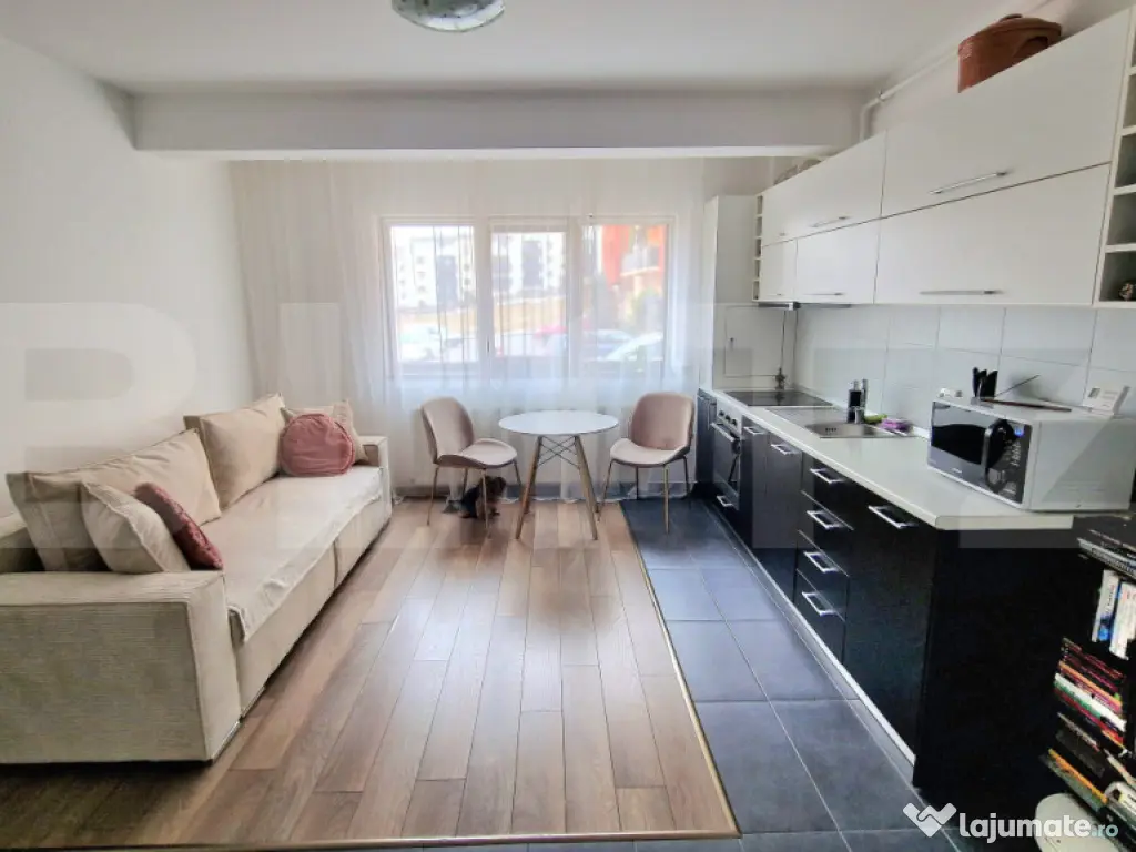 Apartament modern cu 3 camere, gradina, parcare cu CF, zona