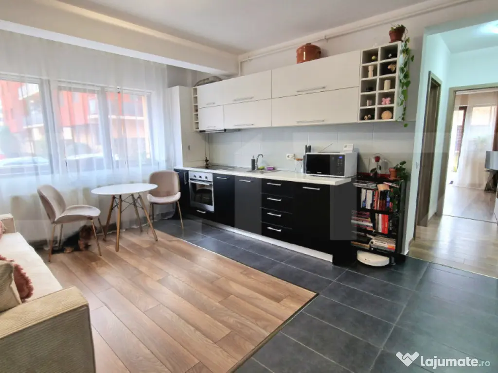 Apartament modern cu 3 camere, gradina, parcare cu CF, zona