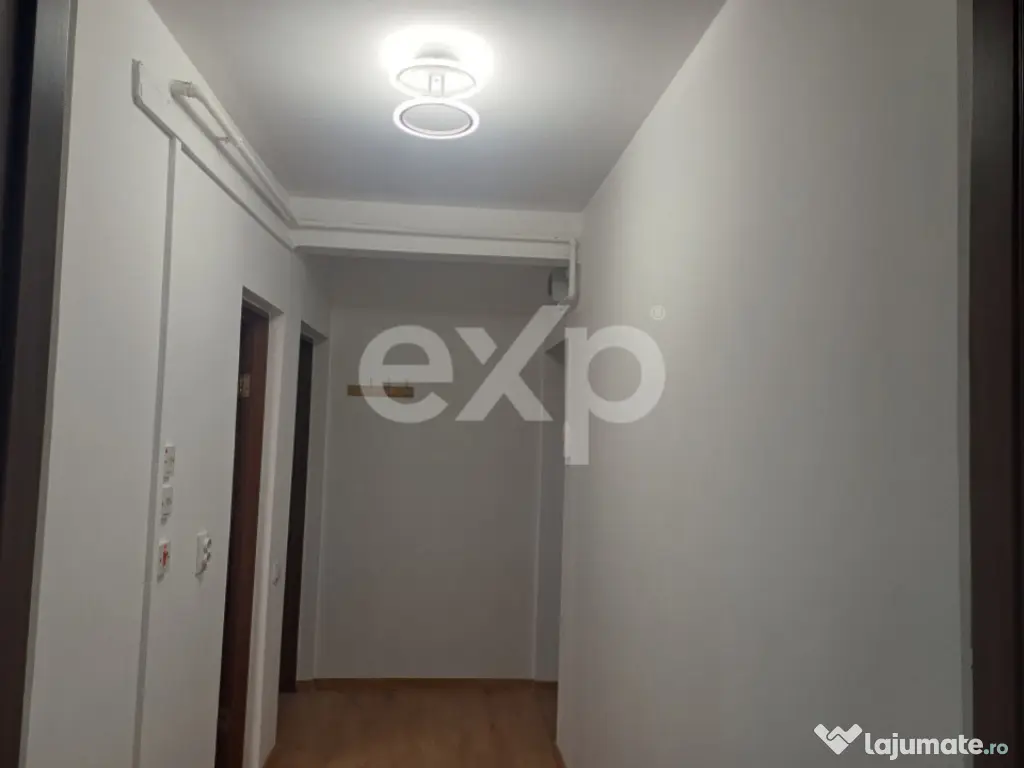 Apartament 3 camere – Banat, Pitești | Renovat 
