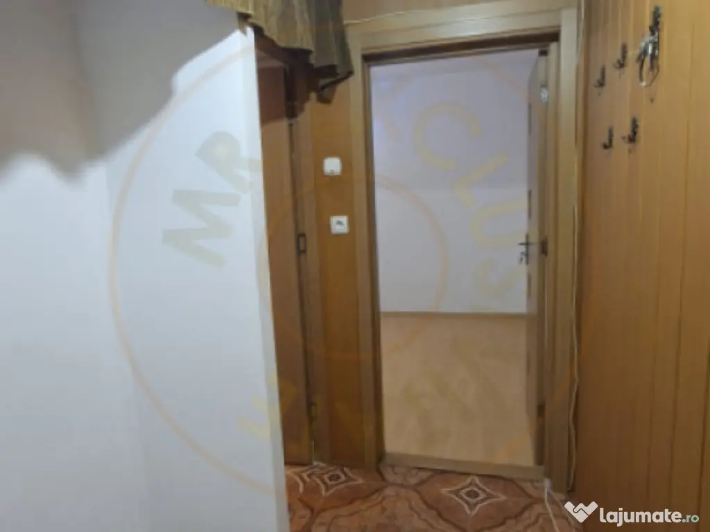 Apartament 2 camere vis-a-vis de Liceul Odobescu 