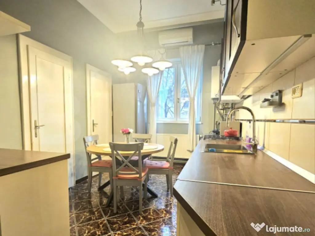 Apartament 4 camere, 130 mp, zona Central