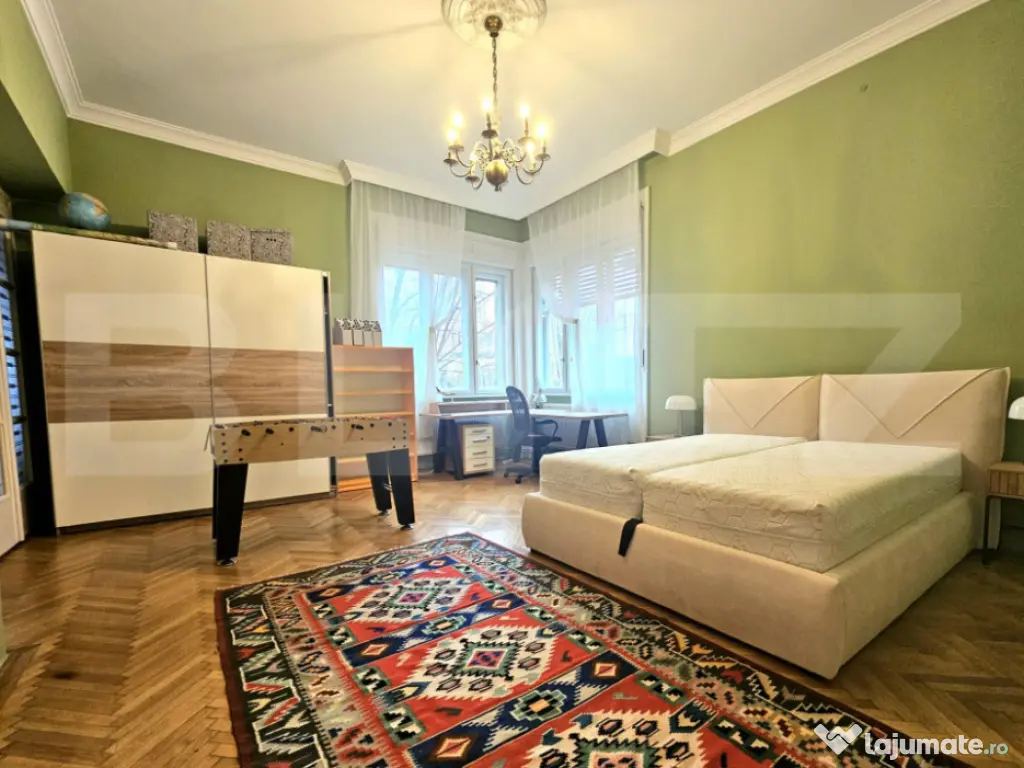 Apartament 4 camere, 130 mp, zona Central