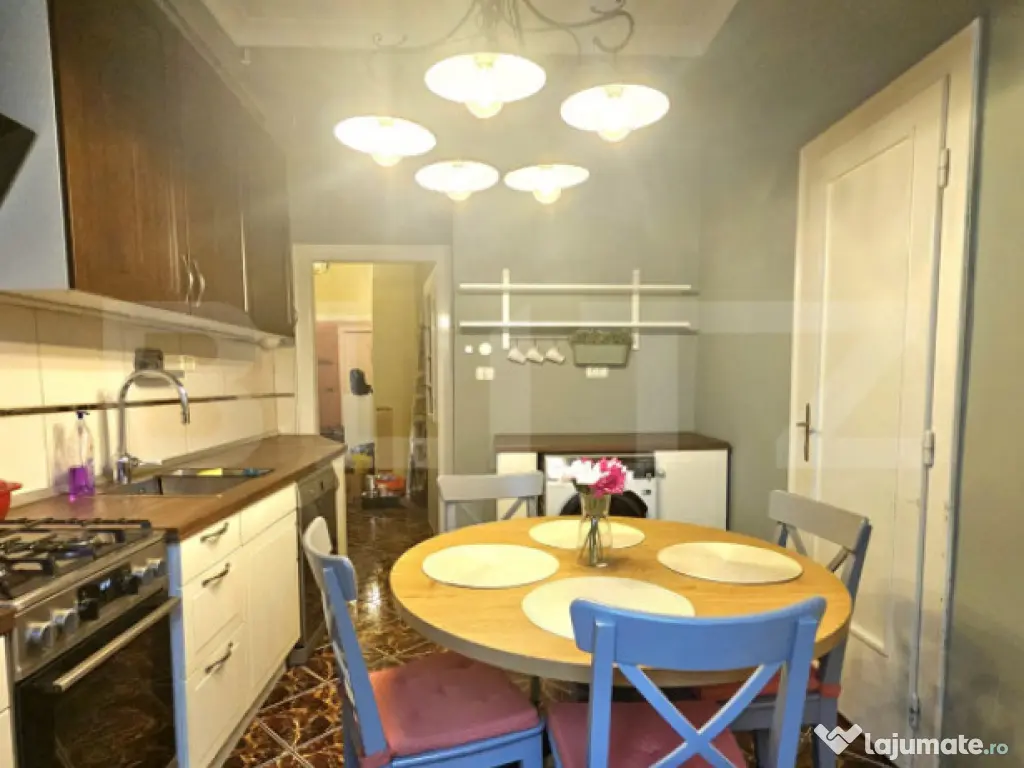 Apartament 4 camere, 130 mp, zona Central