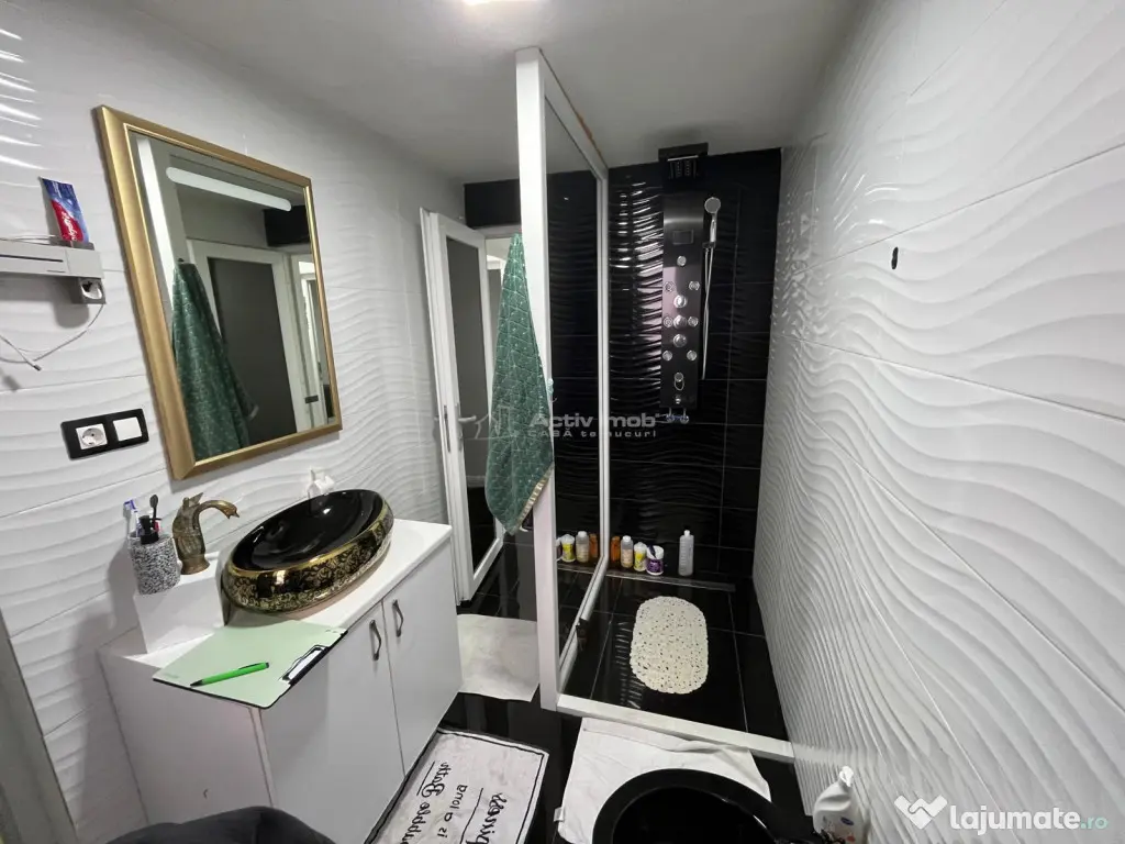 Caransebes, Casa la CHEIE P E, Teren 800 mp, Central 