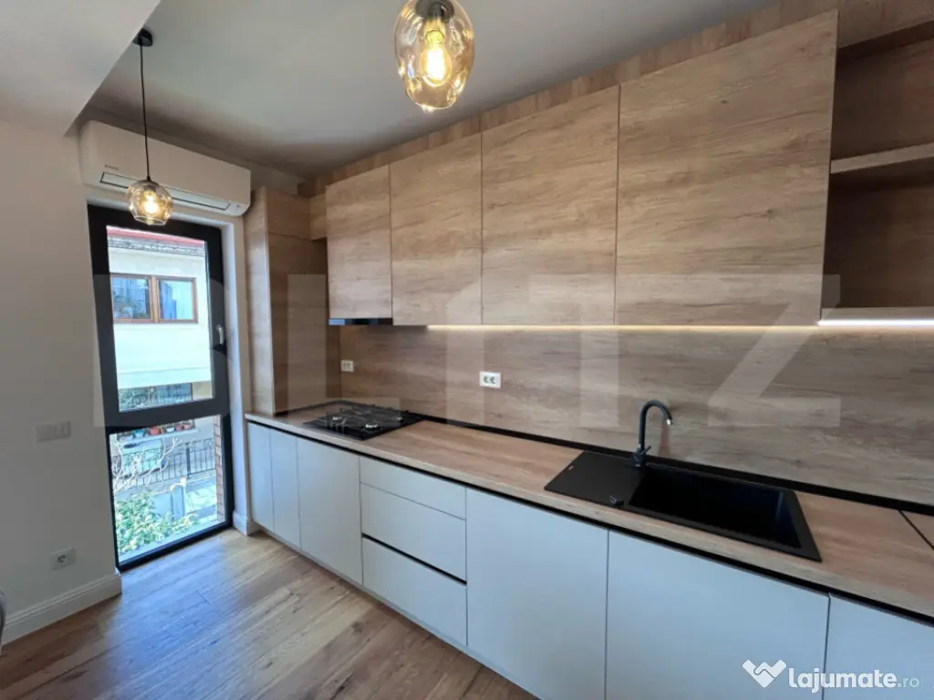 Apartament 3 camere, 80.80 mp, zona Centru