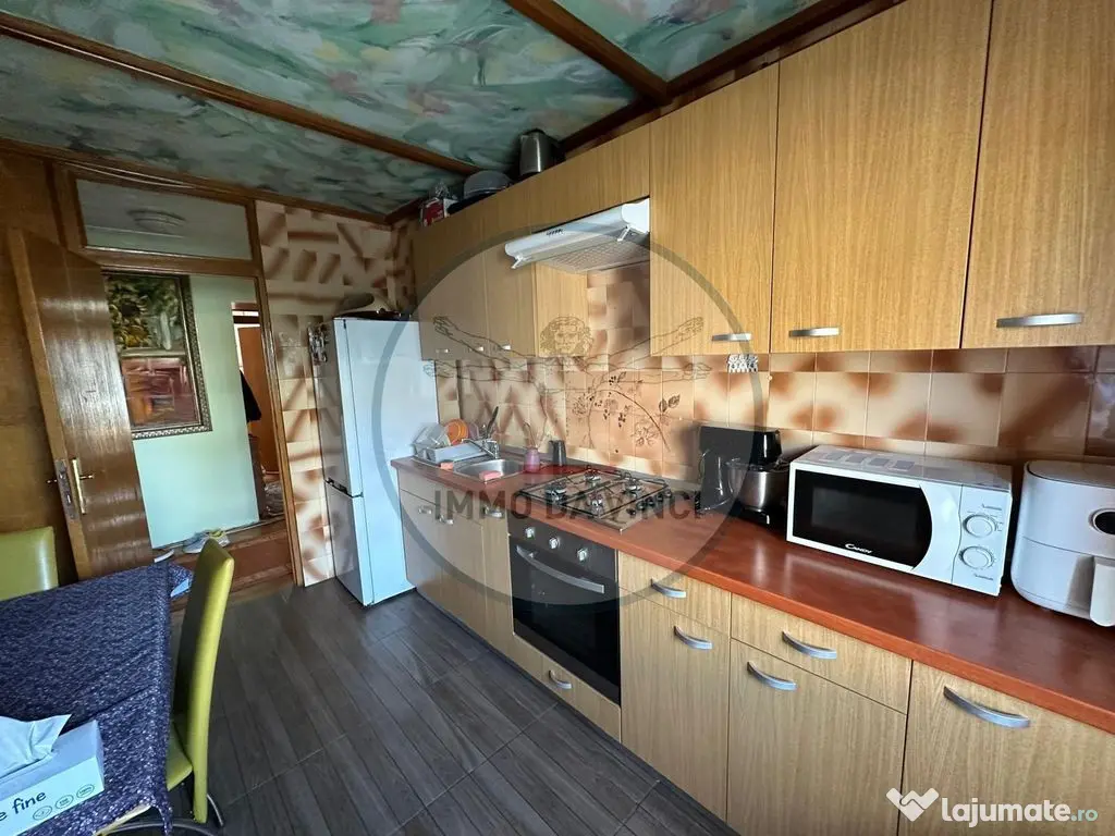 Apartament 3 camere Louis Pasteur Zona UMF / USAMV