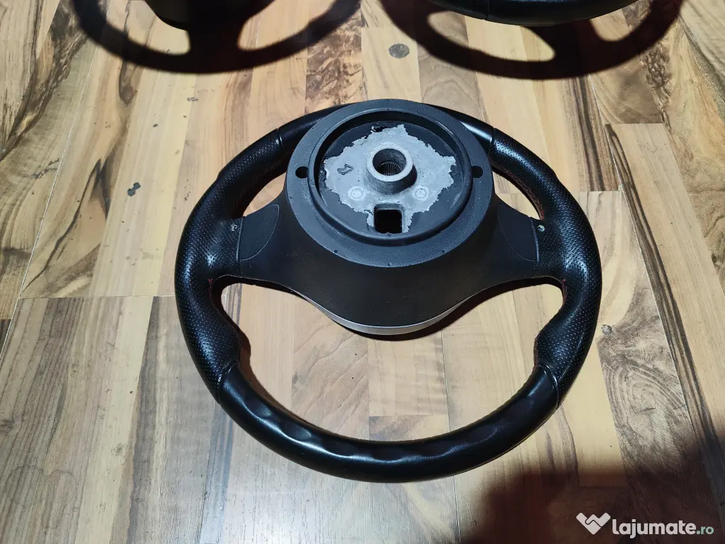 Volan Alfa 159/Brera/Spider Ti cusatura rosie ! 