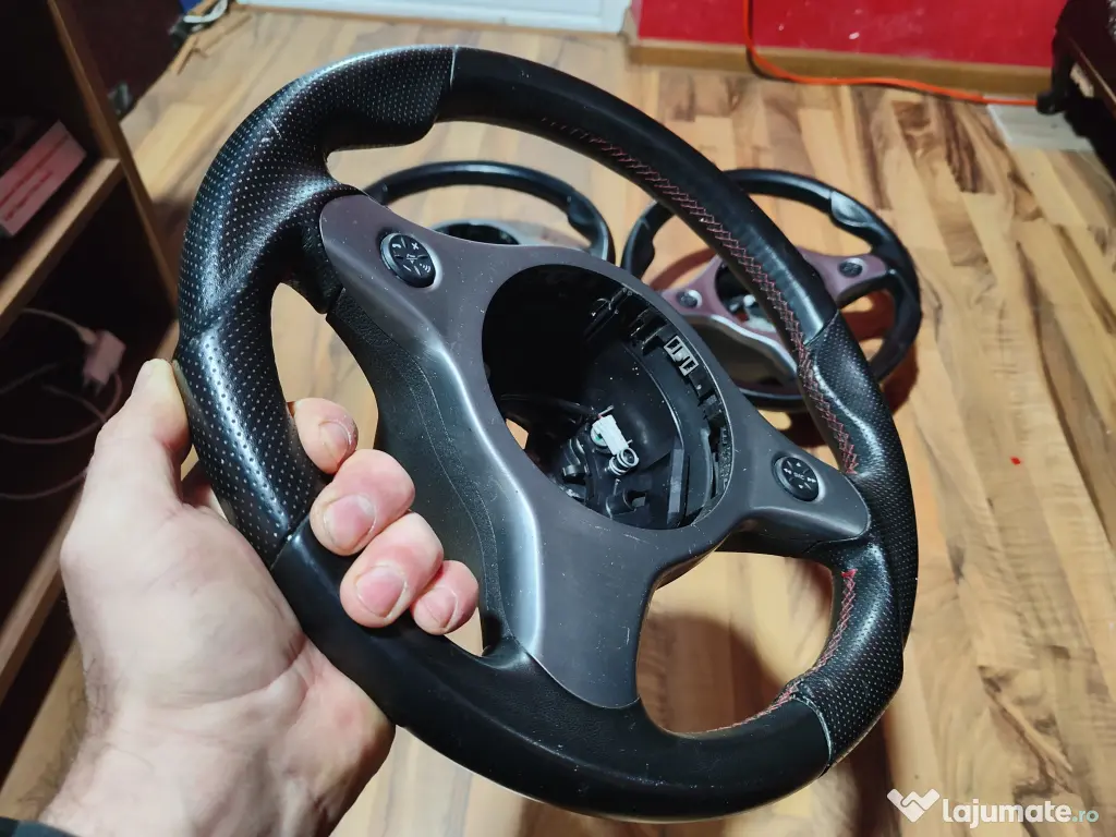 Volan Alfa 159/Brera/Spider Ti cusatura rosie ! 