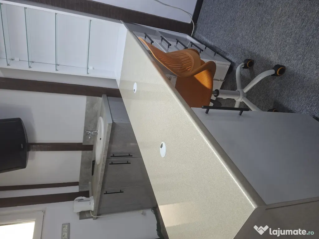 Masă Manichiură Profesională MDF Lucios – Scaun CADOU 