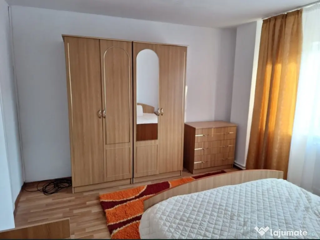 Închiriere apartament cu 3 camere Bd. Daciei Giurgiu