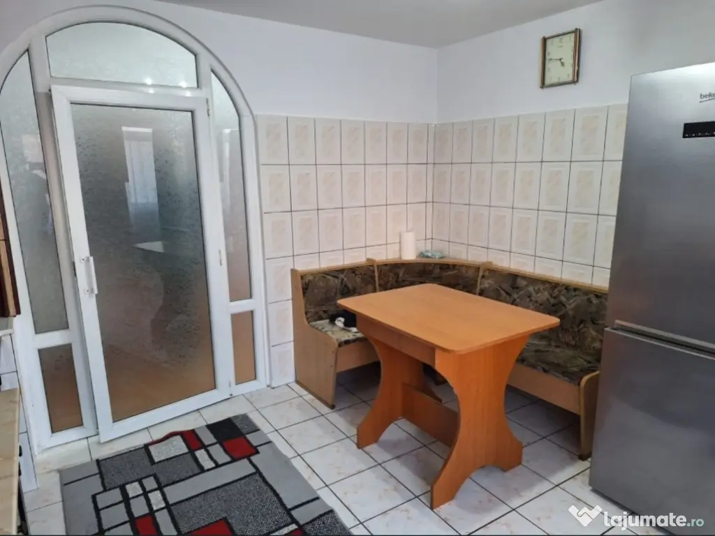 Închiriere apartament cu 3 camere Bd. Daciei Giurgiu