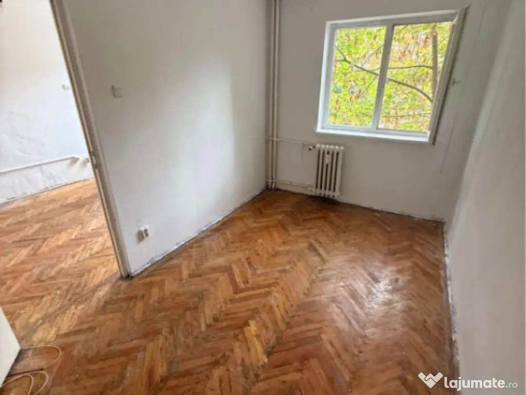 Apartament 2 camere, 31 mp, zona Valea Roșie