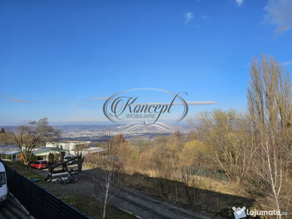 Locuinta D+P+1 Feleacu cu spatii vitrate ample 