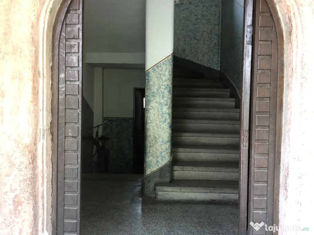 Apartament de vânzare la casă 