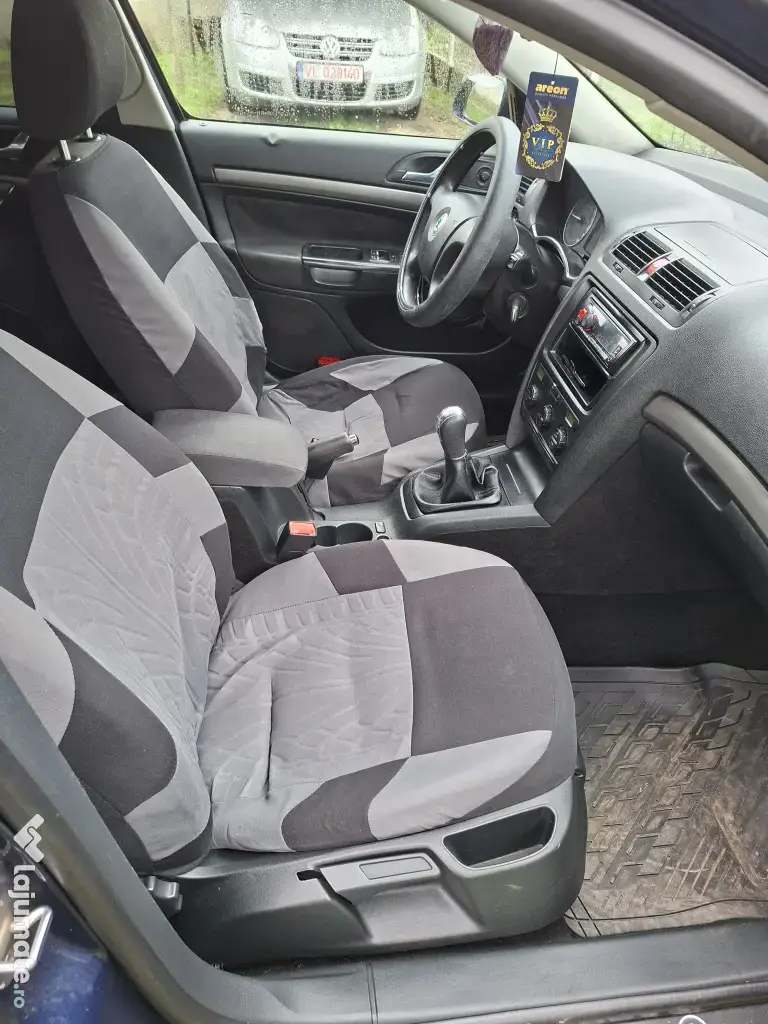 Vând octavia 2 - 2005 - GPL - 2000€ 