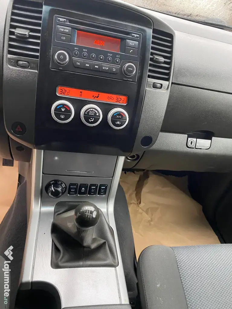 Nissan navara 2.5 dci 190 cp 4x4 2015 