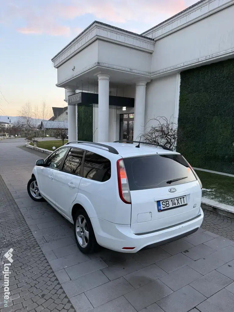 Ford Focus 1.6 benzină și GPL Mașina bună Fiscal. 2011