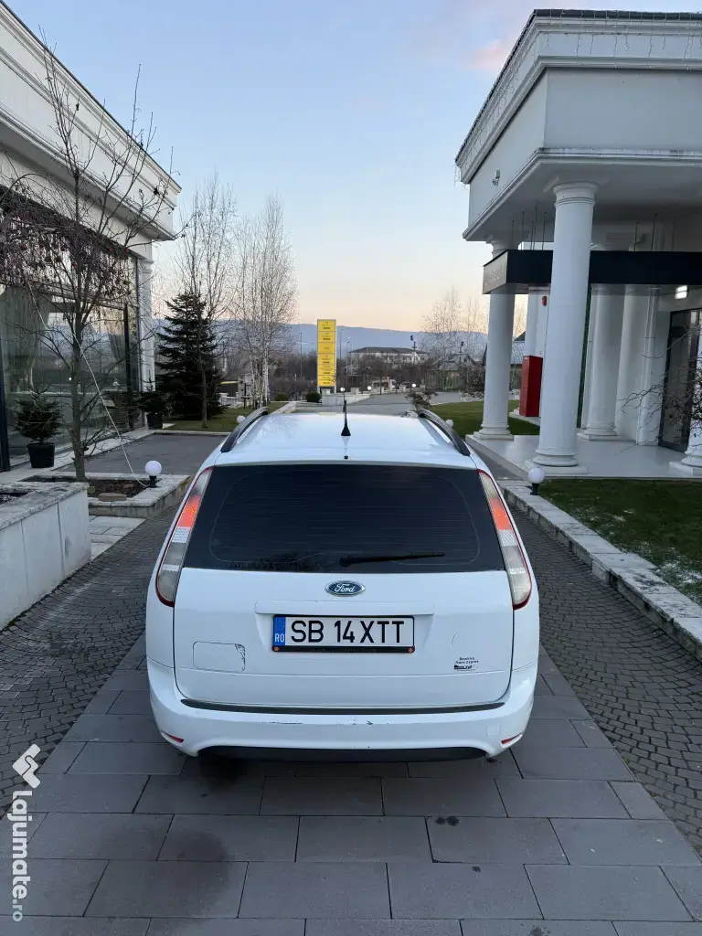 Ford Focus 1.6 benzină și GPL Mașina bună Fiscal. 2011