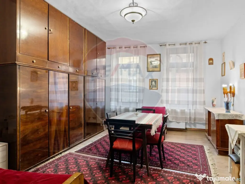 Casă cu 3 camere + teren 342 mp de vânzare - zona Boul ... 