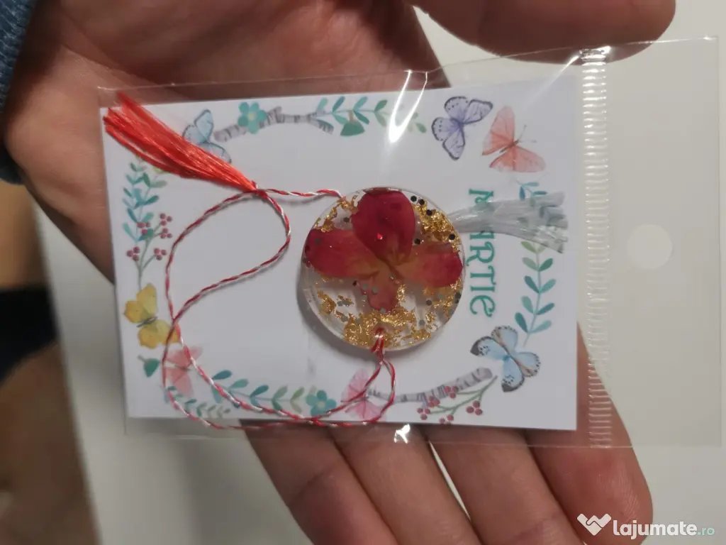 Mărțișoare Handmade - Rășină Flori Naturale & Foiță Aur - Resinuum 