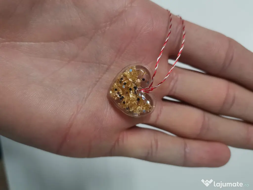 Mărțișoare Handmade - Rășină Flori Naturale & Foiță Aur - Resinuum 