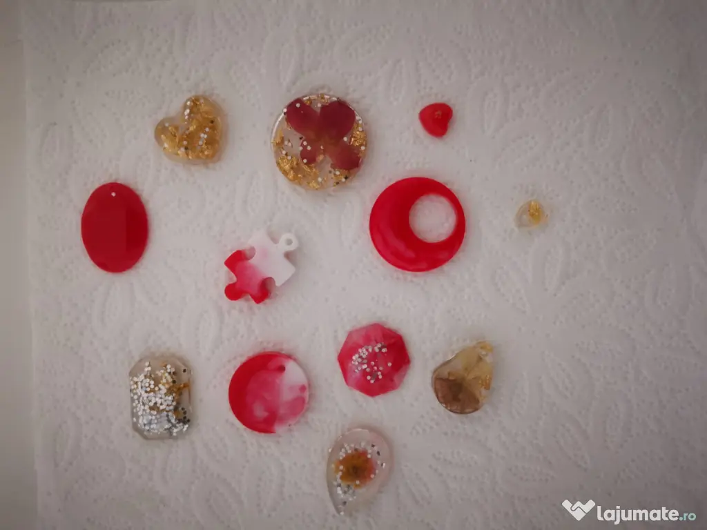 Mărțișoare Handmade - Rășină Flori Naturale & Foiță Aur - Resinuum 