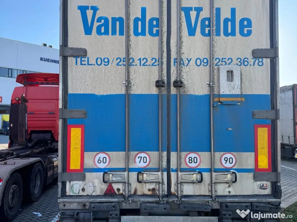 Vând semiremorcă frigorifică