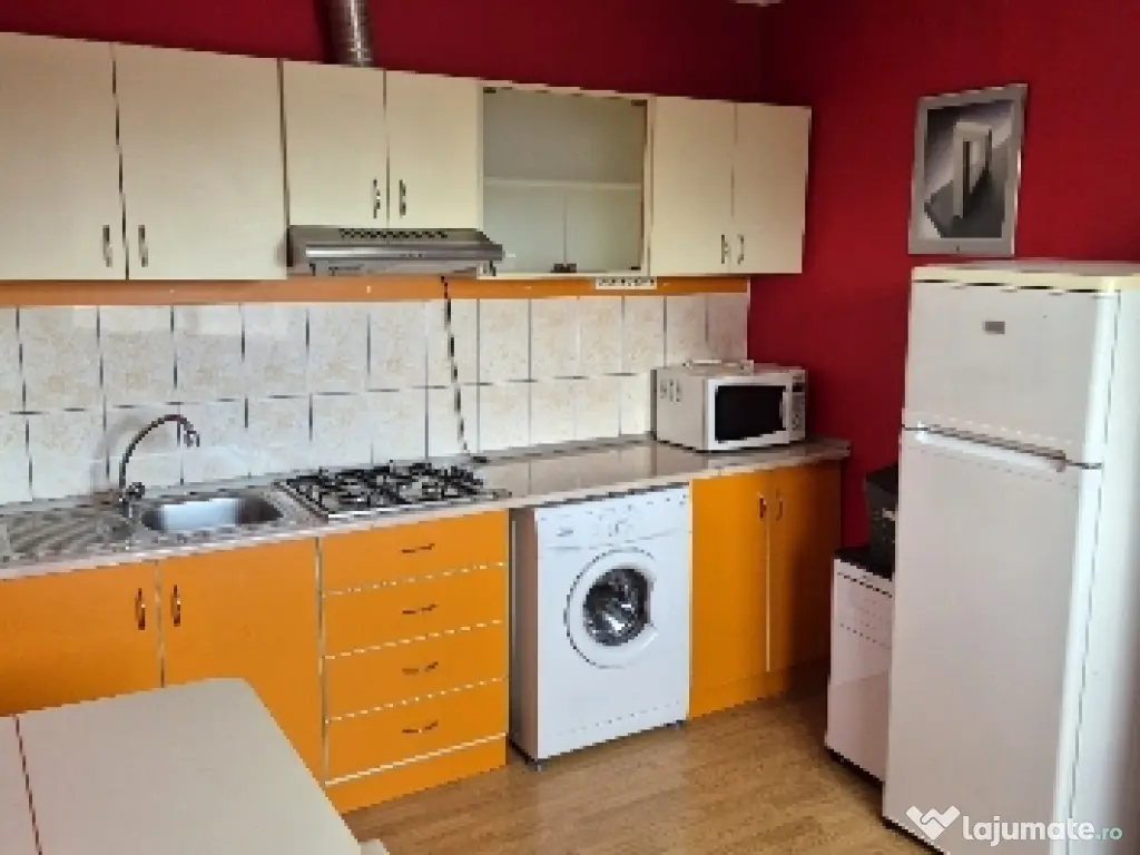 Închiriez garsoniera la mansardă 26 mp 