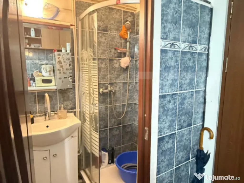 Cameră de cămin | Etaj intermediar| Baie și bucătărie p 