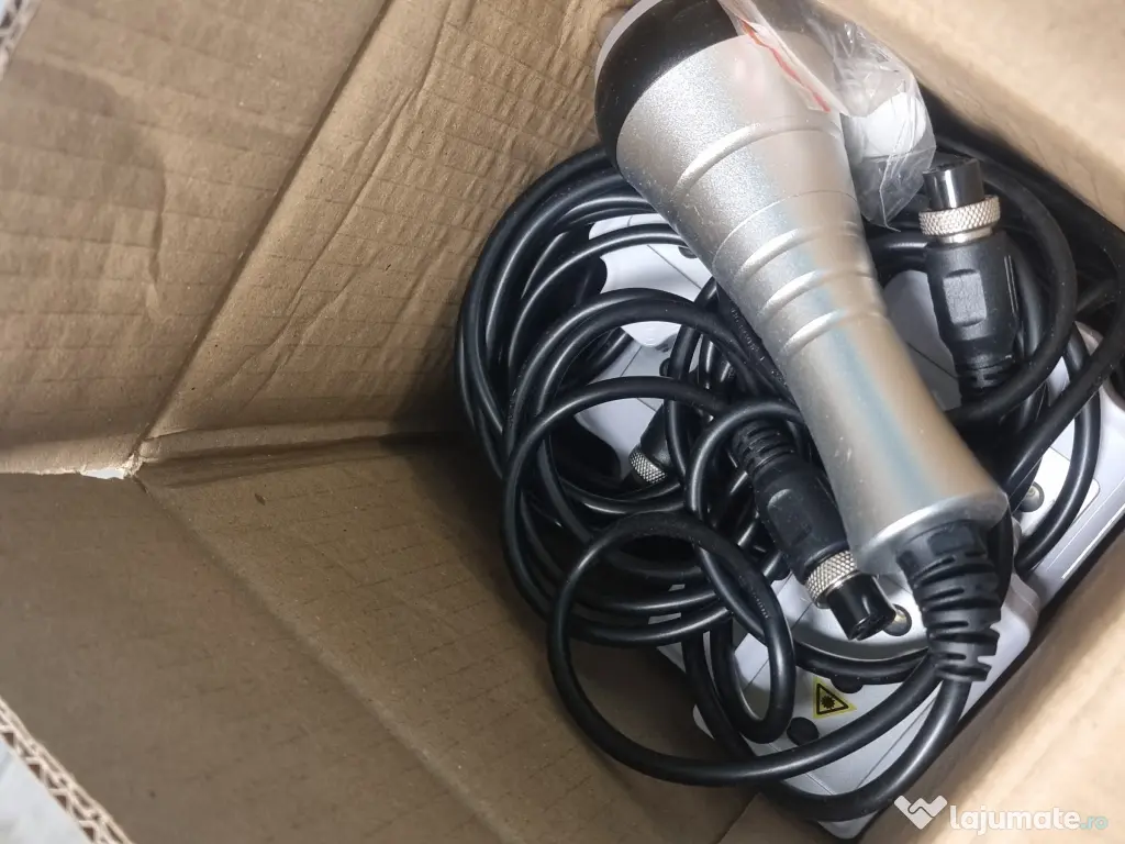 Aparat profesional cavitație cu lipolaser, radiofrecvență vaccum cu RF M919S 