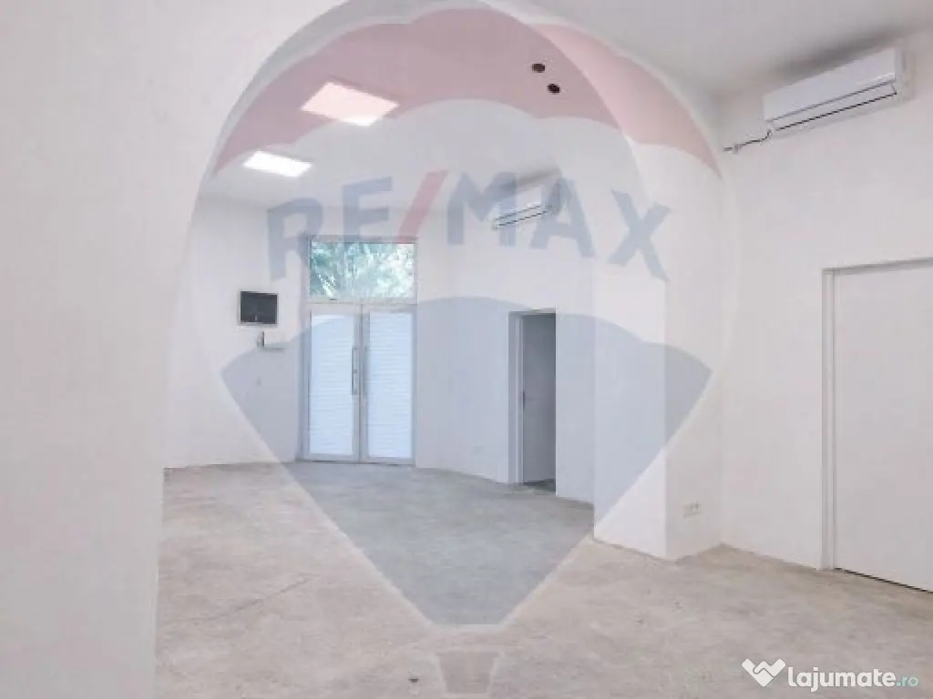 Spațiu comercial de 37.2mp de închiriat în zona Eroii ...