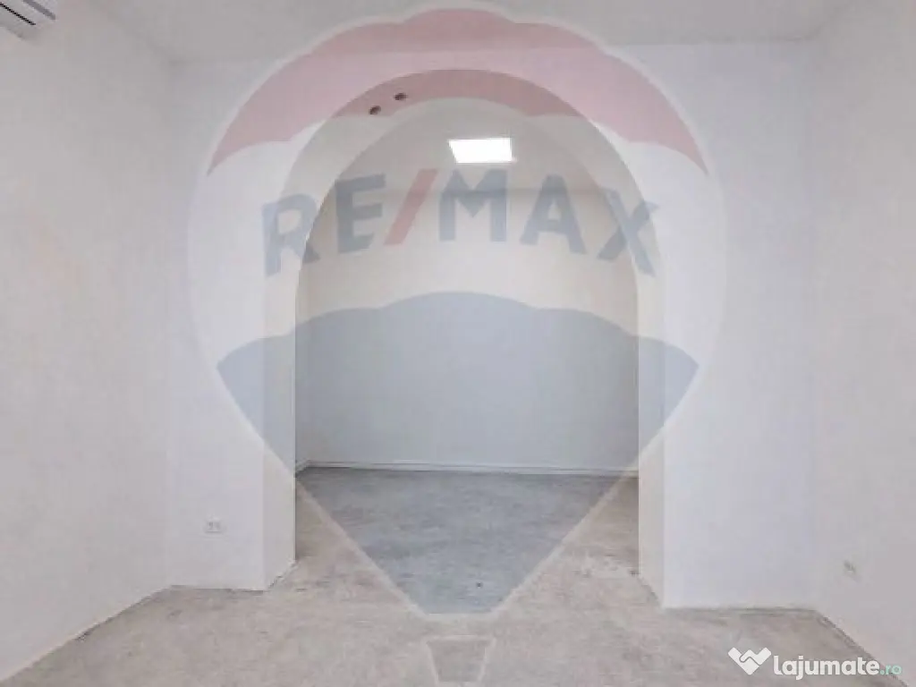 Spațiu comercial de 37.2mp de închiriat în zona Eroii ... 