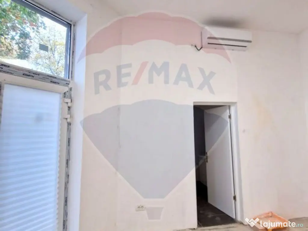 Spațiu comercial de 37.2mp de închiriat în zona Eroii ... 