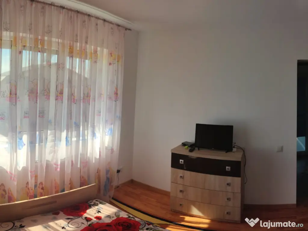 Vanzare Vila Individuala P+1/Clinceni strada Sadionului