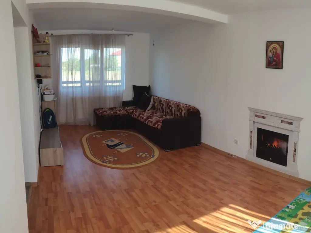 Vanzare Vila Individuala P+1/Clinceni strada Sadionului