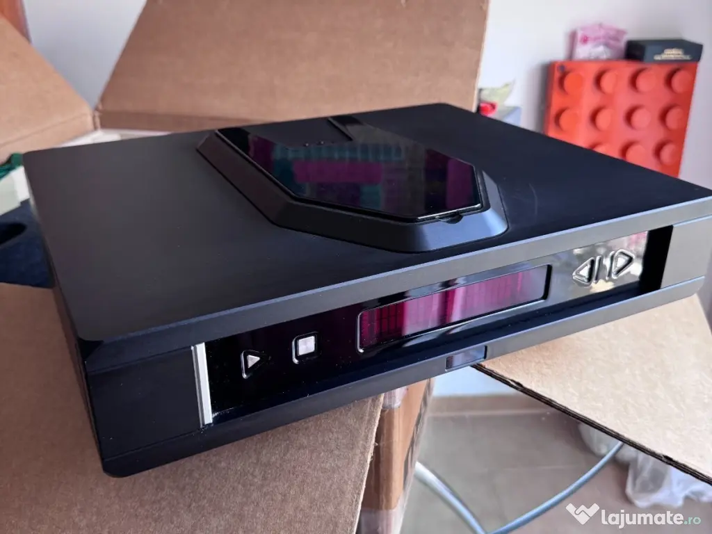 REGA Isis CD Player -- 2500EUR