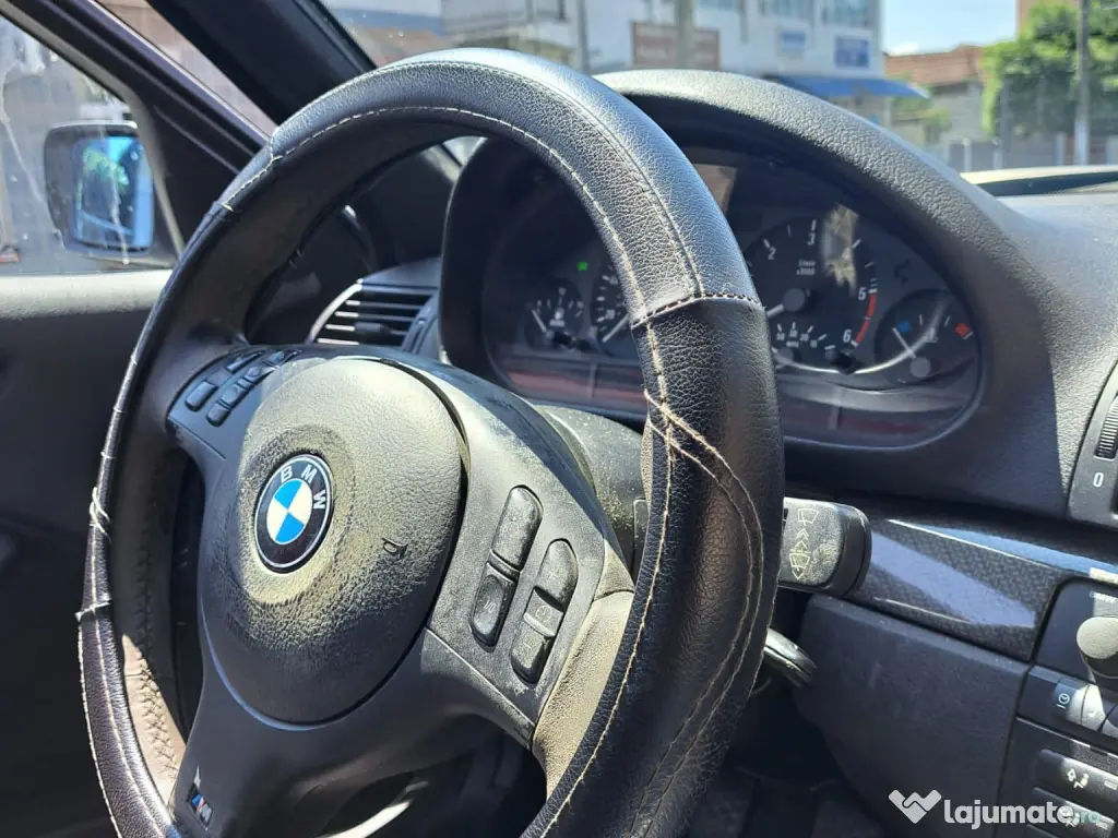 Vind BMW 320 D stare foarte bună
