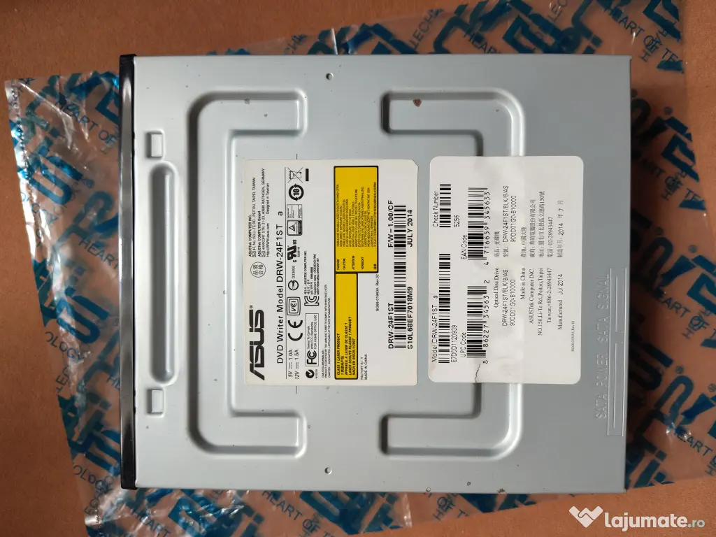 DVD-RW intern ASUS DRW-24F1ST SATA - citește și scrie DVD/CD