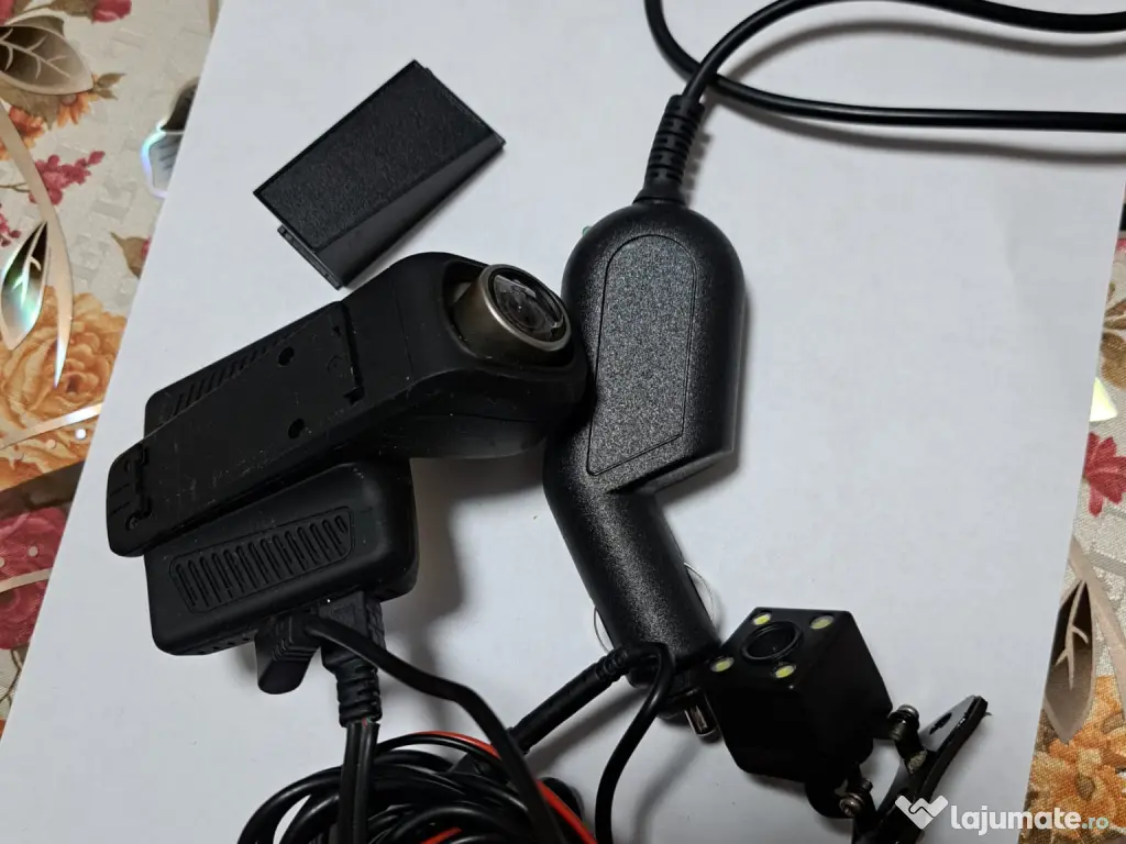 Cara de bord fata -spate