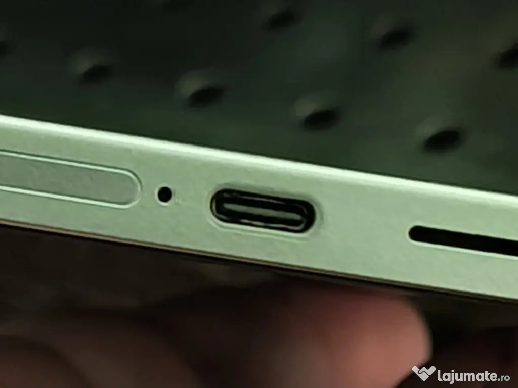 SAMSUNG S25 ultra 512G 12 G ram