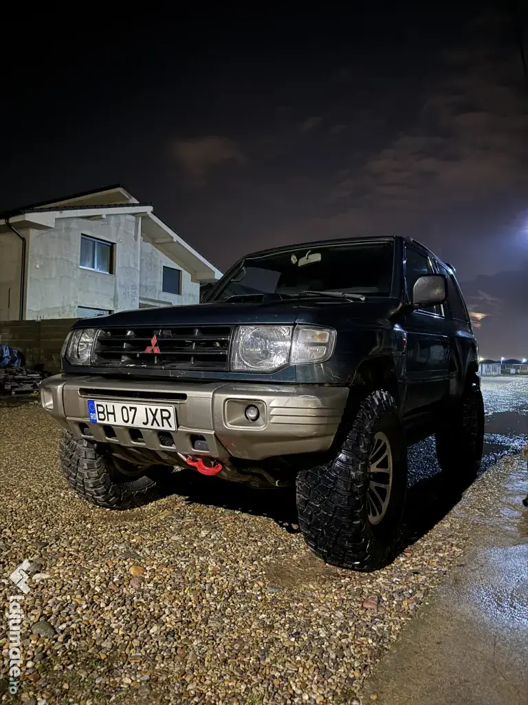 Mitsubishi Pajero 2.8 Autoutilitara impozit 600 de lei pe an