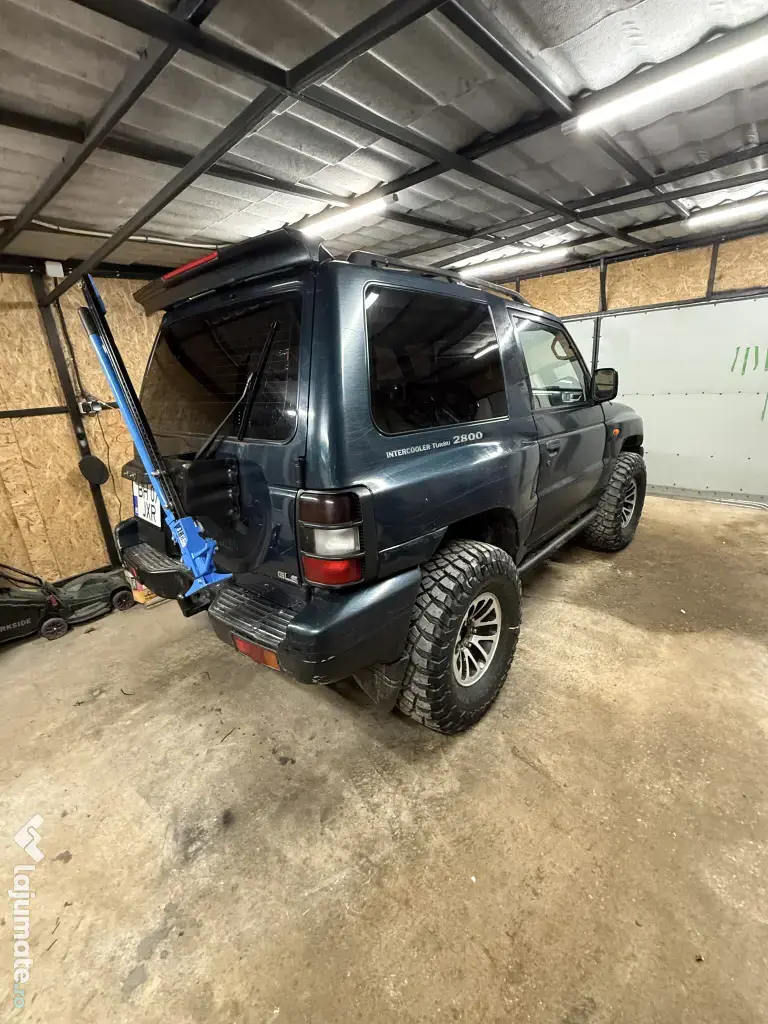 Mitsubishi Pajero 2.8 Autoutilitara impozit 600 de lei pe an