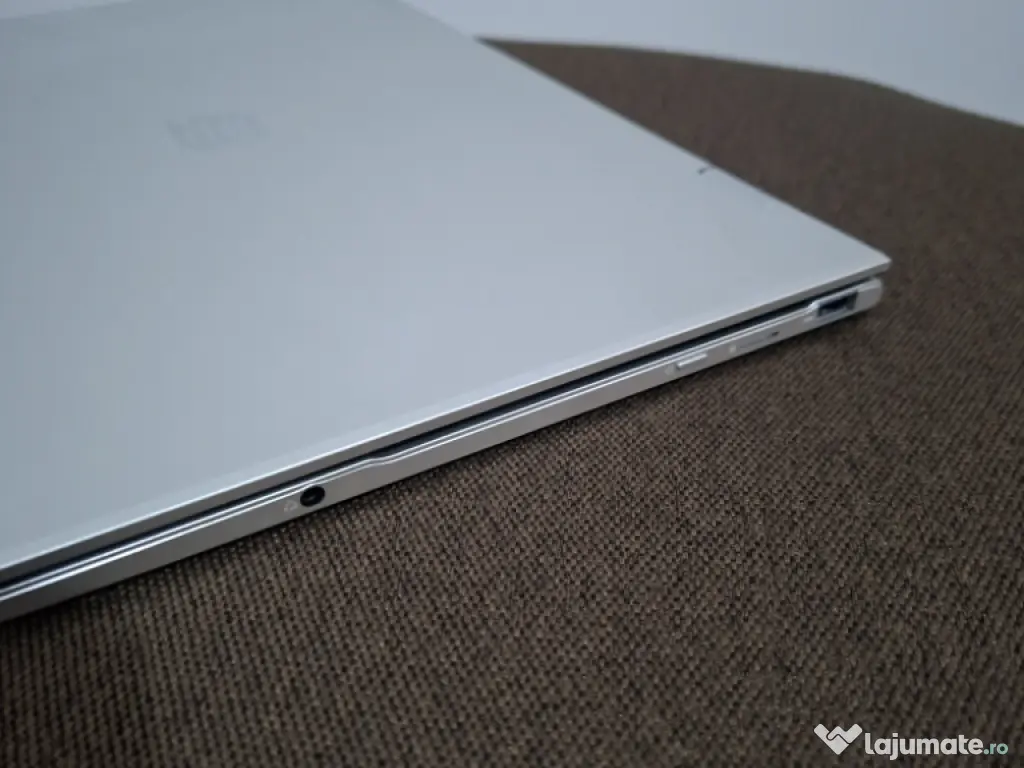 Laptop Microsoft AMI 16GB RAM 