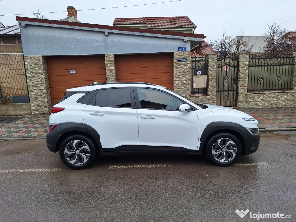 HYUNDAI KONA - 2021 - CUTIE AUTOMATĂ - 50.000 KM - HYBRID 