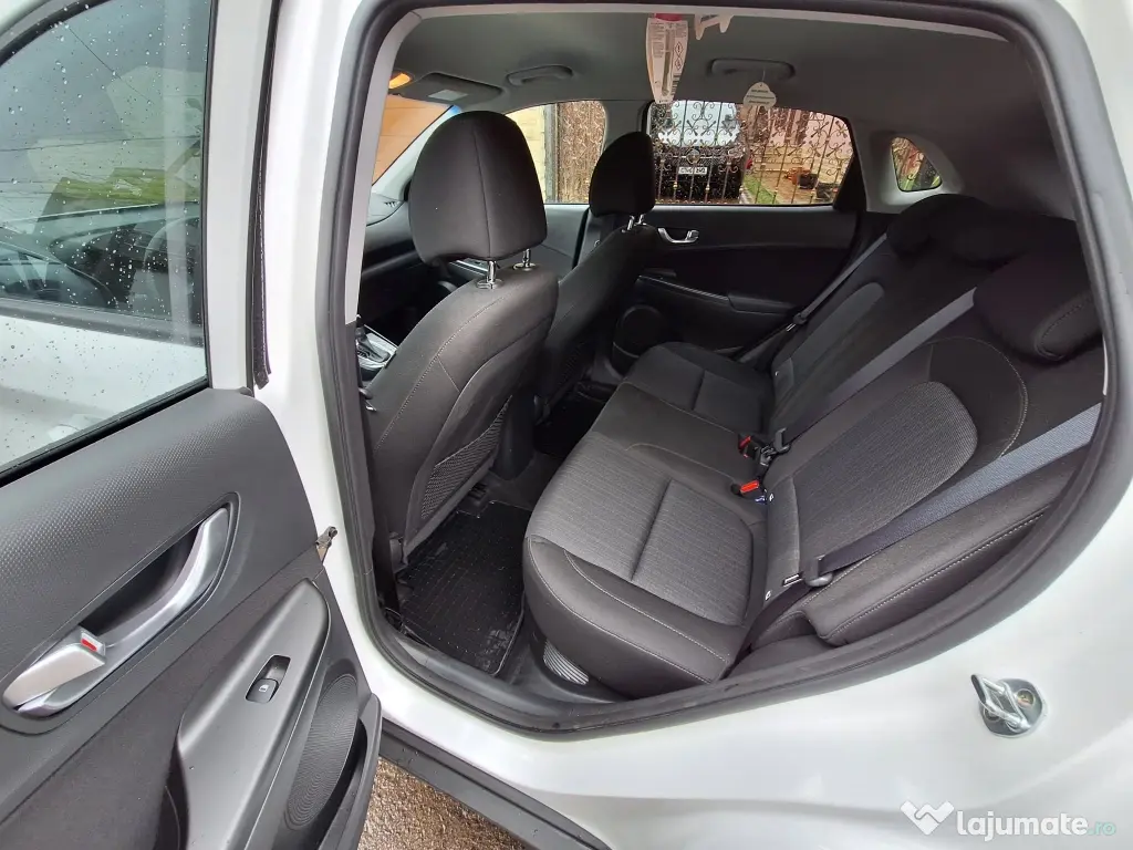 HYUNDAI KONA - 2021 - CUTIE AUTOMATĂ - 50.000 KM - HYBRID 