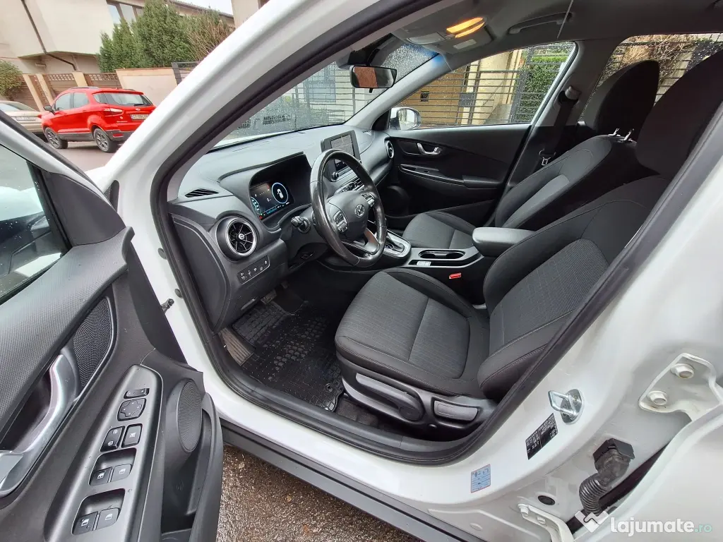 HYUNDAI KONA - 2021 - CUTIE AUTOMATĂ - 50.000 KM - HYBRID 