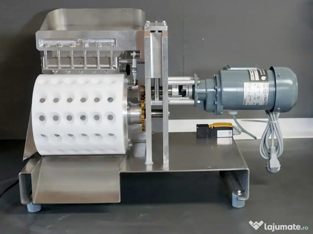 Masina automata pentru scos samburi de cirese si visine GM200