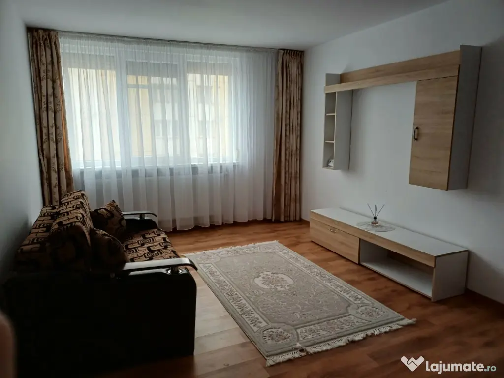 Apartament de închiriat cu 2 camere 