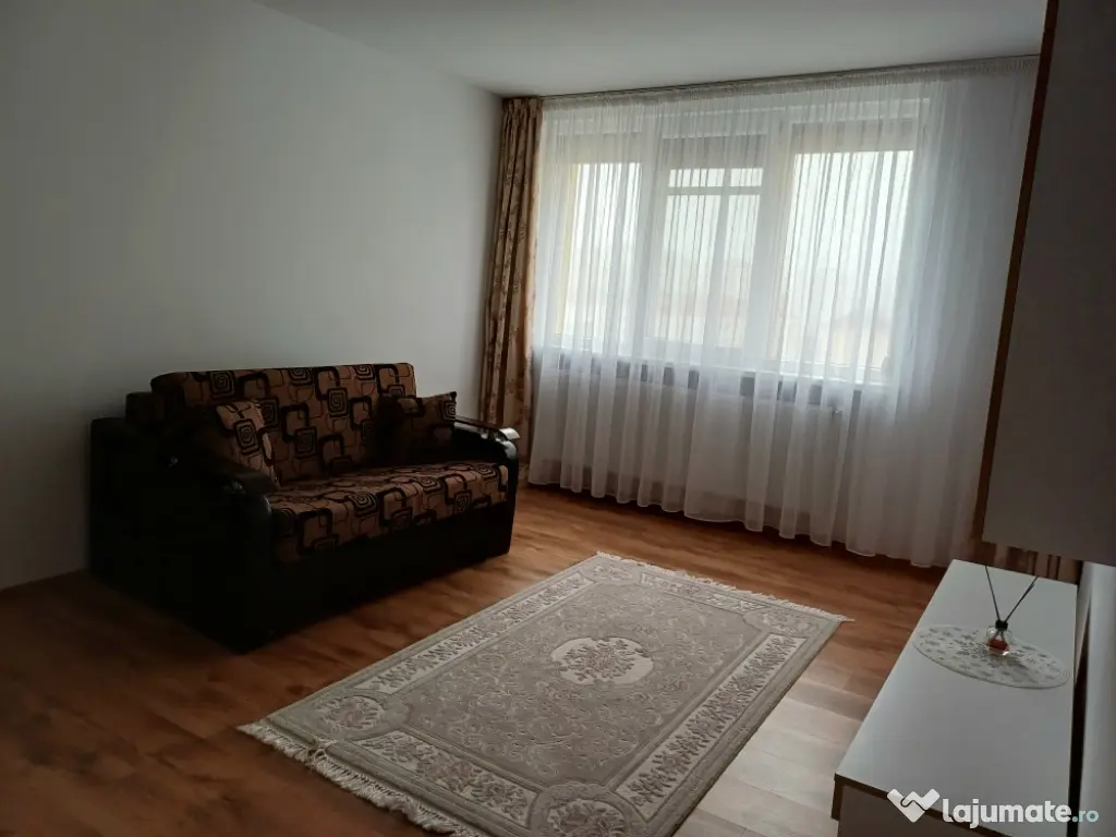 Apartament de închiriat cu 2 camere 